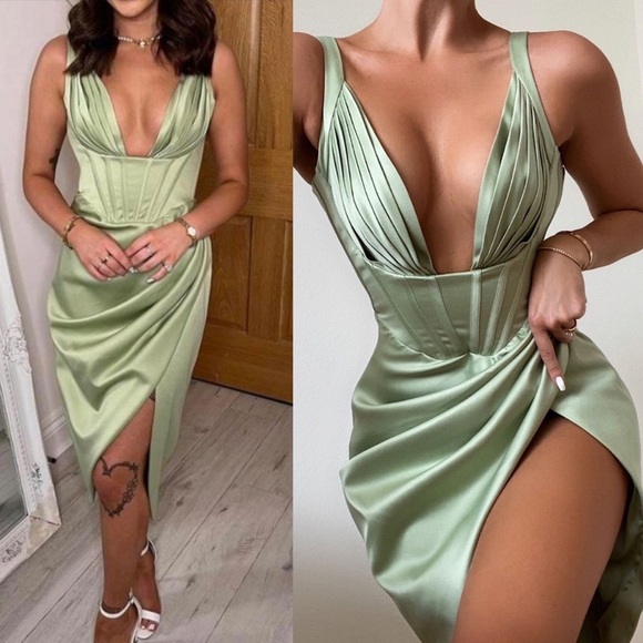 HOUSE OF CB FAYE PISTACHIO SATIN CORSET MIDI DRESS NWOT size‎ L - Picture 1 of 17